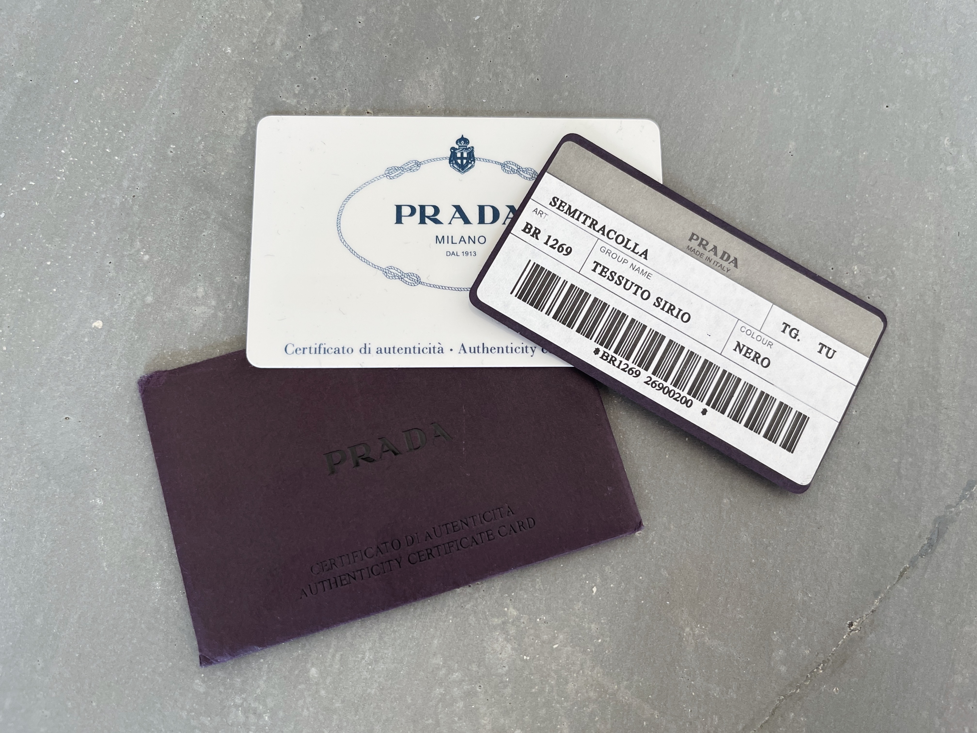 How to spot af fake Prada bag | The Archive