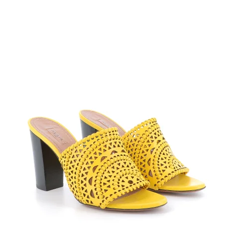 Yellow Leather Alaïa Sandals