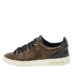 Brown Coated canvas Louis Vuitton Sneakers