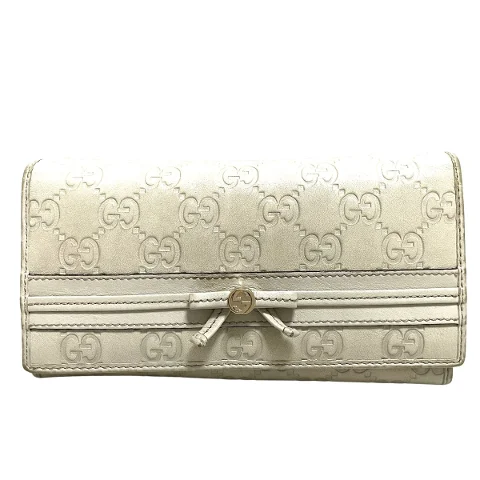 White Leather Gucci Wallet
