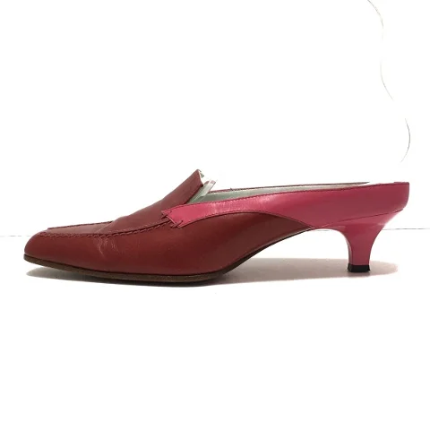 Burgundy Leather Tod's Sandals
