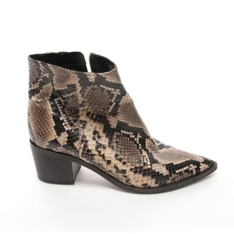 Animal Print Leather Kennel & Schmenger Boots