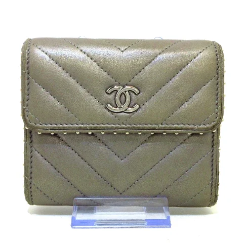 Silver Leather Chanel Wallet