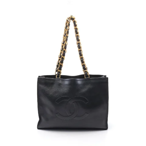 Chanel Totes | Discover Chanel Bags for Women