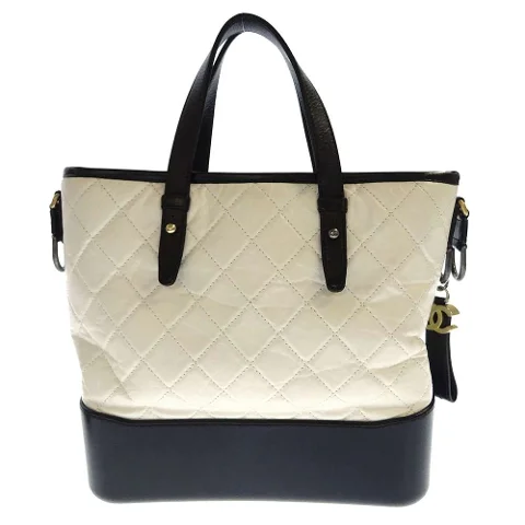 Chanel Totes | Discover Chanel Bags for Women