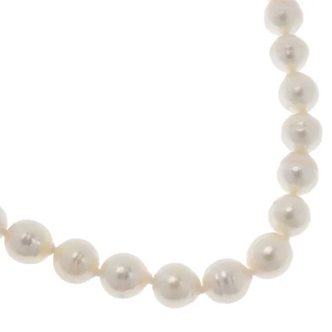 White Pearl Tasaki Necklace
