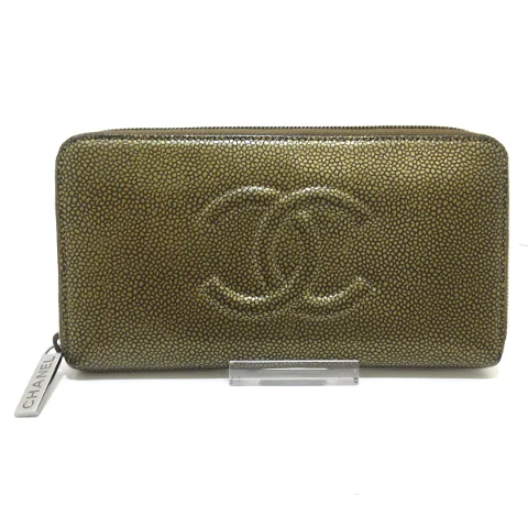 Gold Leather Chanel Wallet