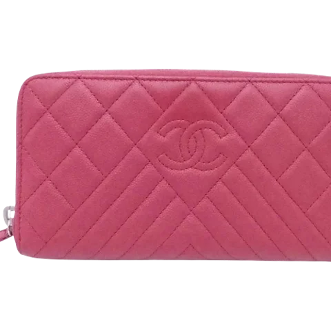 Pink Leather Chanel Wallet