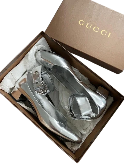 Silver Leather Gucci Flats