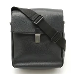 Black Leather Louis Vuitton Yaranga