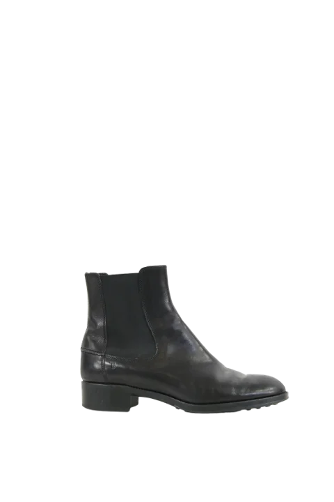 Black Leather Tod's Boots