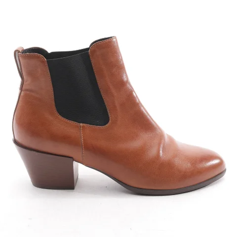 Brown Leather Hogan Boots