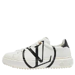 White Leather Louis Vuitton Sneakers