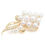 Gold Metal Mikimoto Brooch