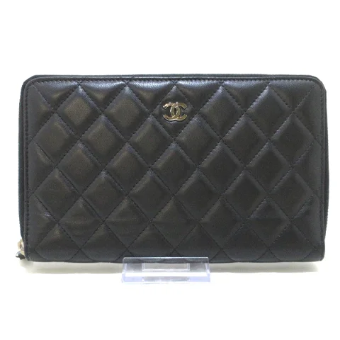 Black Leather Chanel Wallet