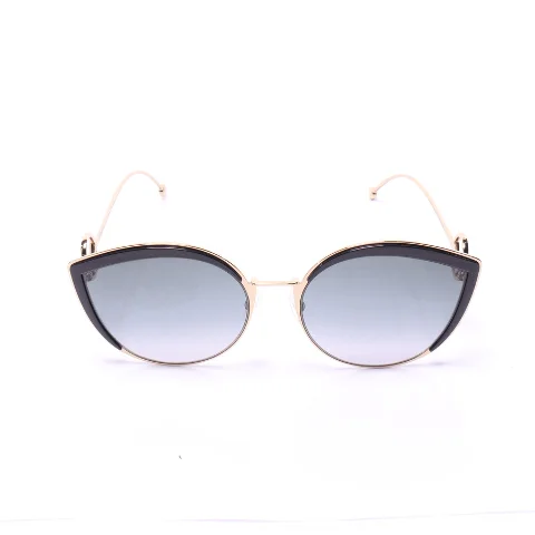 Black Plastic Fendi Sunglasses