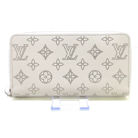 Nude Leather Louis Vuitton Wallet