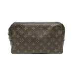 Brown Canvas Louis Vuitton Taiga Toiletry Pouch